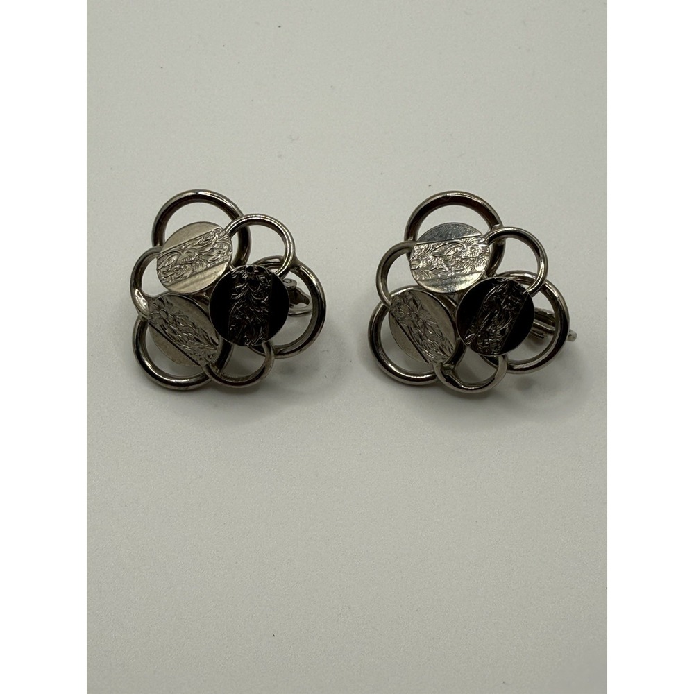 SARAH COV Silvertone Textured Clip-On Earrings Vintage Signed
